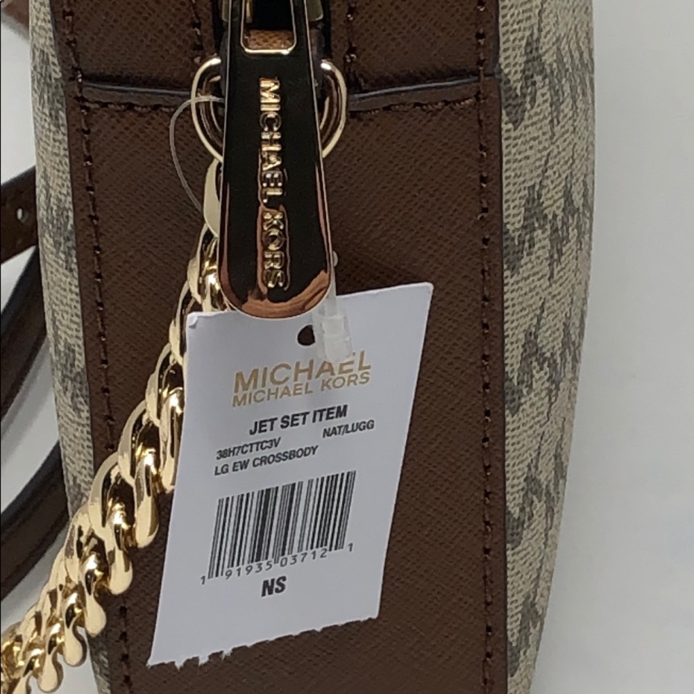 Nwt Michael Kors Jet Set item crossbody - Picture 7 of 7